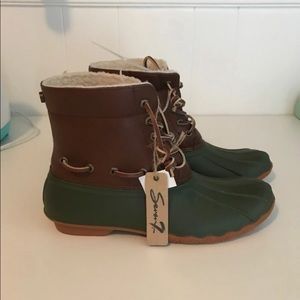 Hollis Duck Boot - Women Seven7